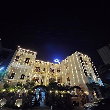 The Indraj Palace Hotel Jaipur Eksteriør billede